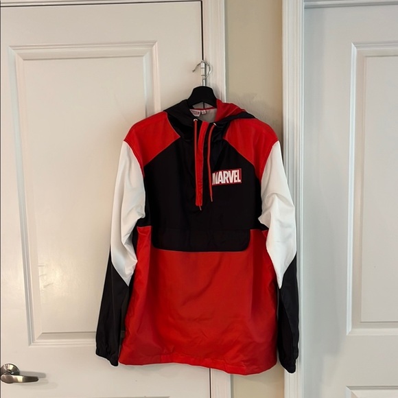 NWOT Marvel Comics Group Hooded Windbreaker Men’s Size: L - Picture 5 of 17